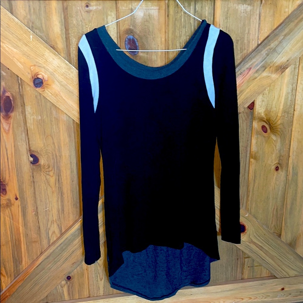 Gilli Asymmetrical Blue and Black Blouse with Layered Design